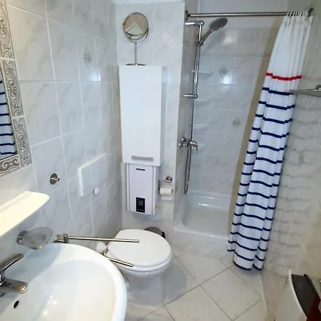 Steinwarder 35-37 Sb5 012 Steinwarder 35-37 *